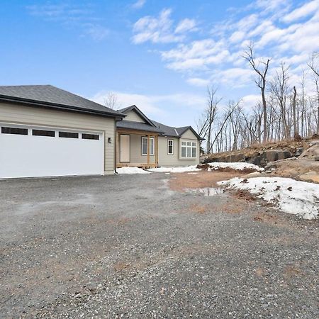 Muskoka Retreat Stunning Hilltop Views Vila Huntsville Exterior foto